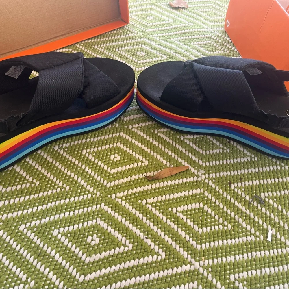 Rocket Dog Black Sandals with Rainbow Stripes - Picture 3 of 7